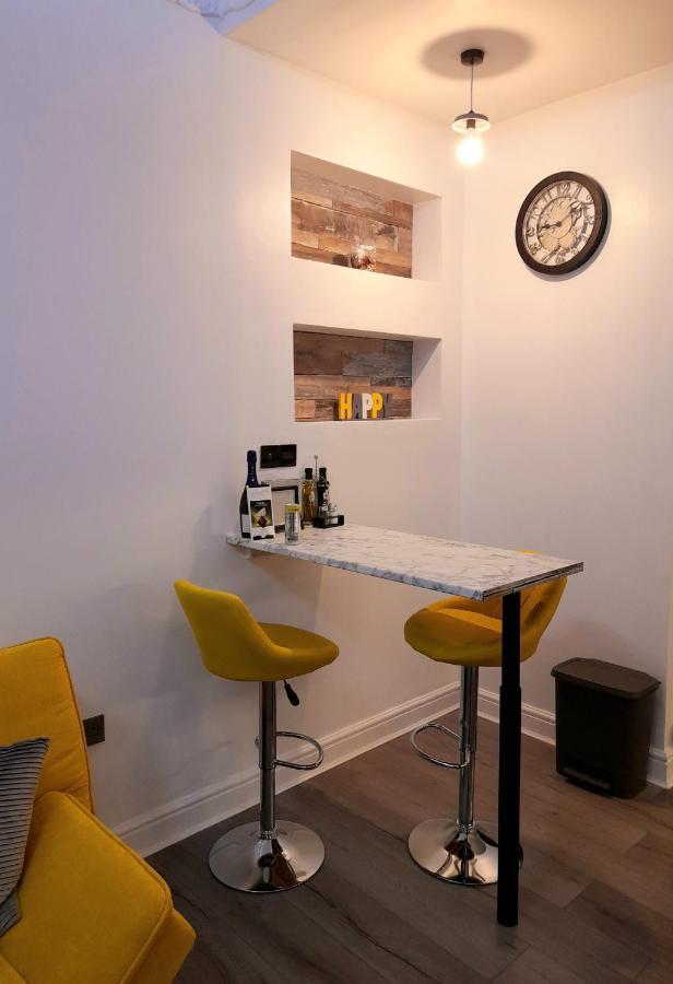 Modern Flat Near Centre. Appartement Édimbourg